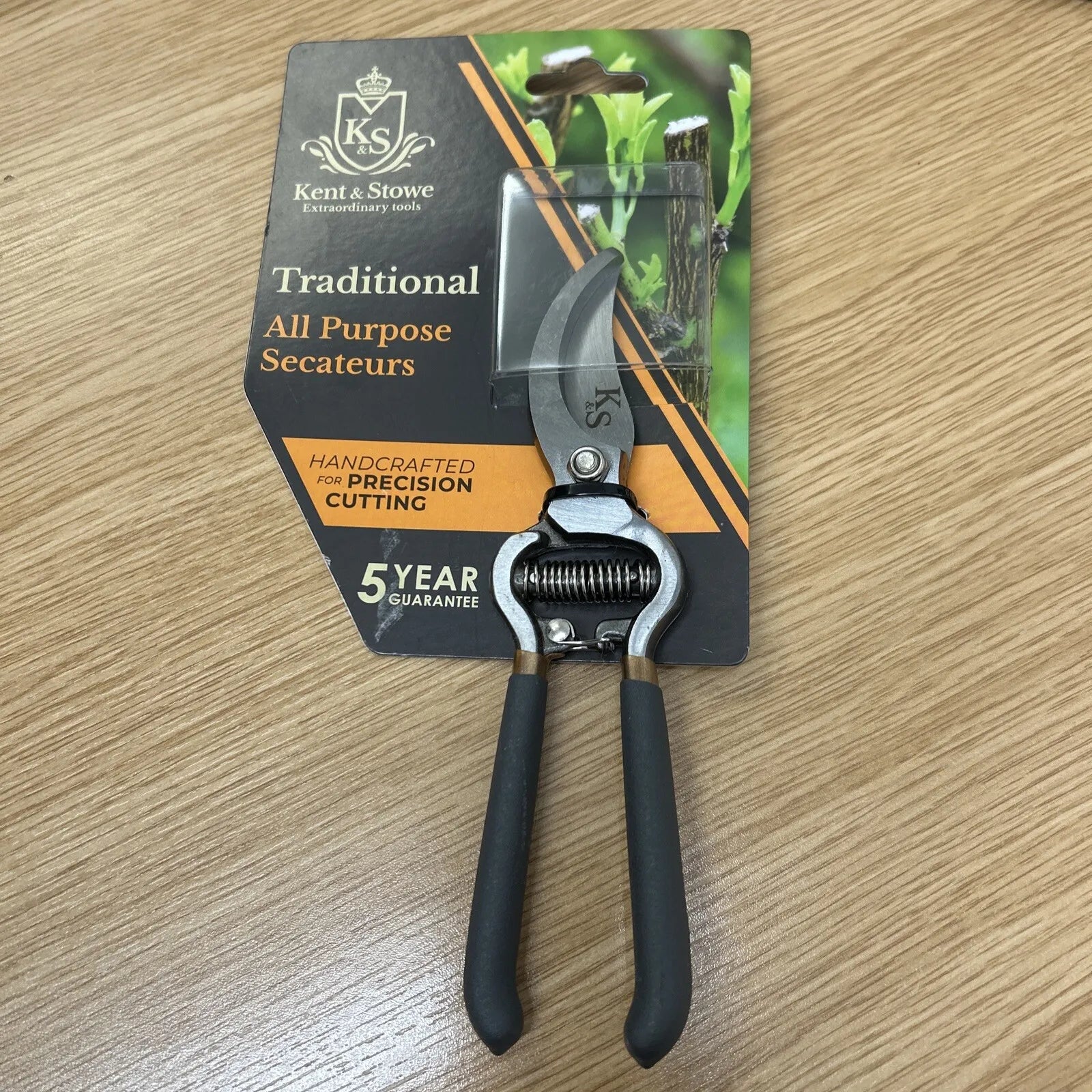 Secateurs