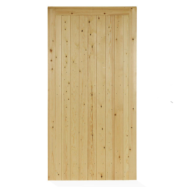 Charltons Town side gate