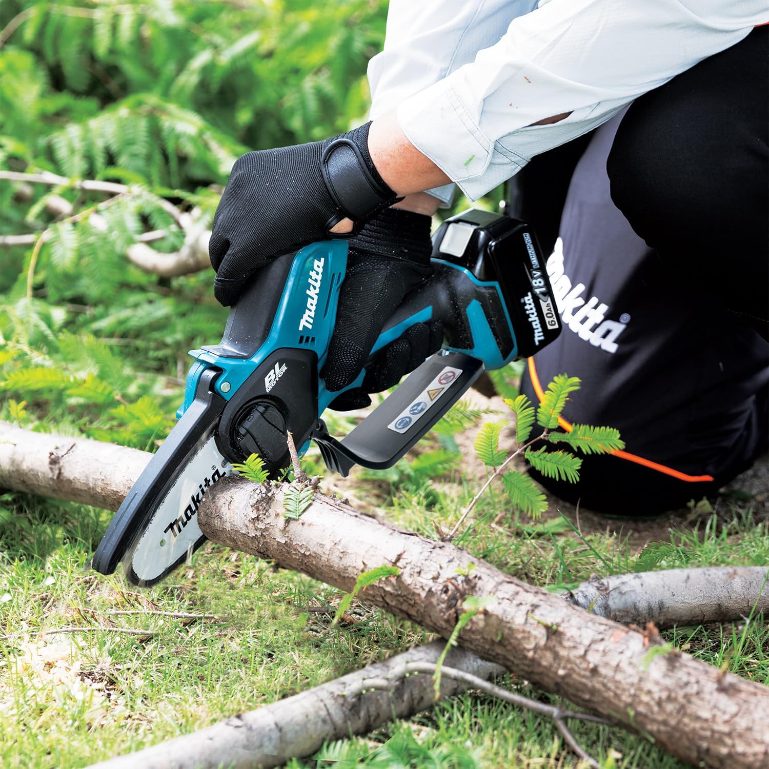 Makita DUC1012 Pruning Saw